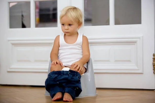 Диарея у малыша 1–3 лет: причины, лечение и когда бить тревогу