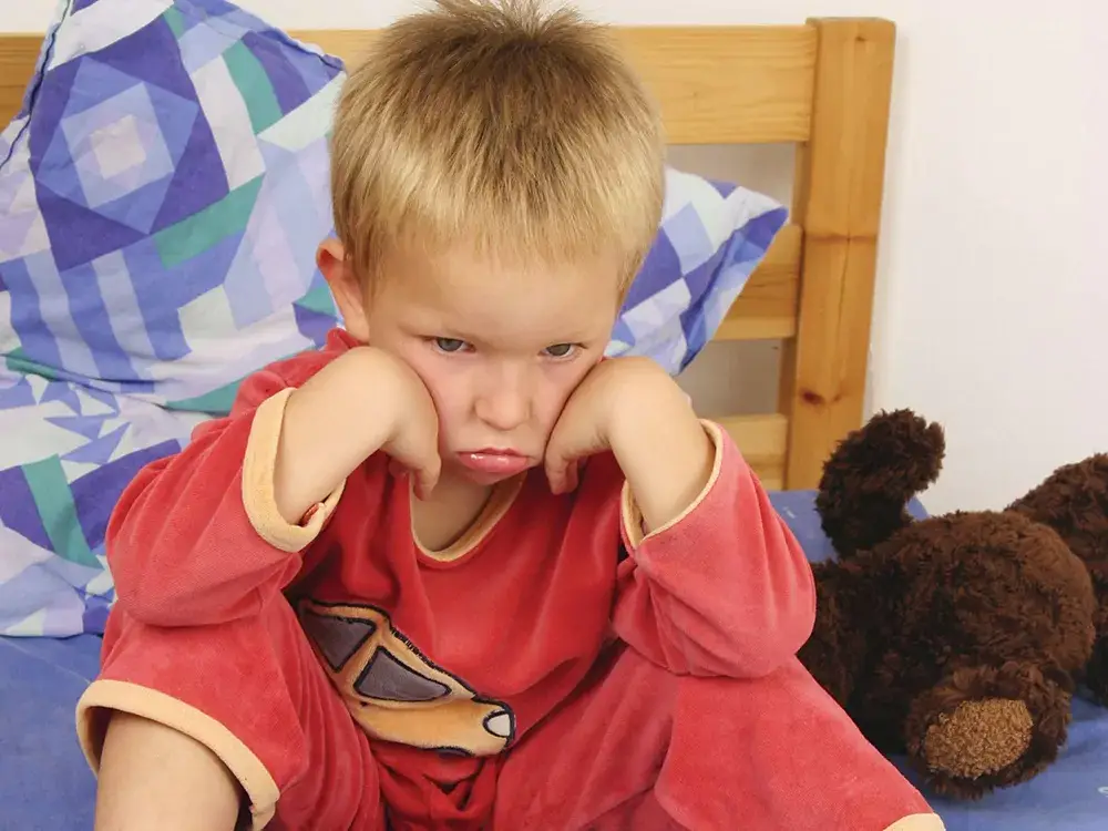 Энурез у ребёнка 3–7 лет: причины, диагностика и современные методы лечения