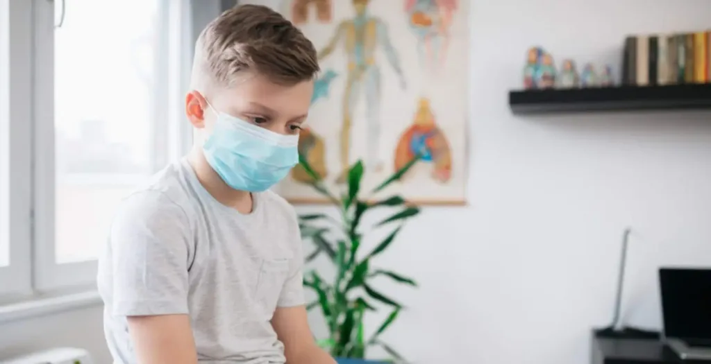 COVID-19 у детей 3–7 лет: симптомы и когда нужна помощь