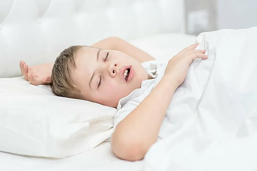 Храп у ребёнка 3–7 лет: причины, диагностика и современные подходы к лечению