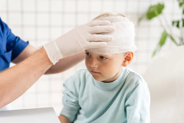 Травма головы у ребёнка 3–7 лет: полное руководство для родителей
