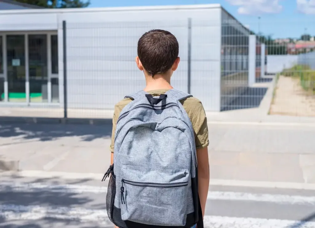 Как выбрать рюкзак подростку 12–18 лет: вес, эргономика и ошибки
